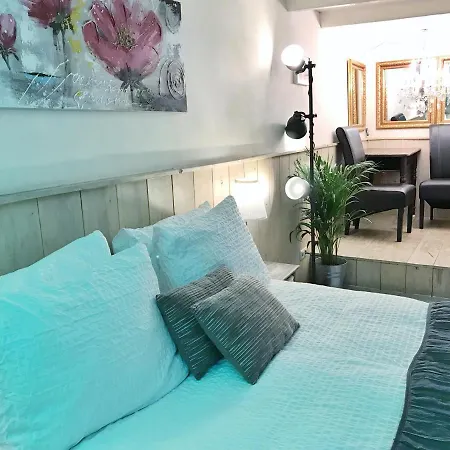 Amsterdam Home 3* אמסטרדם