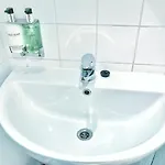 בית הארחה Amsterdam Home אמסטרדם